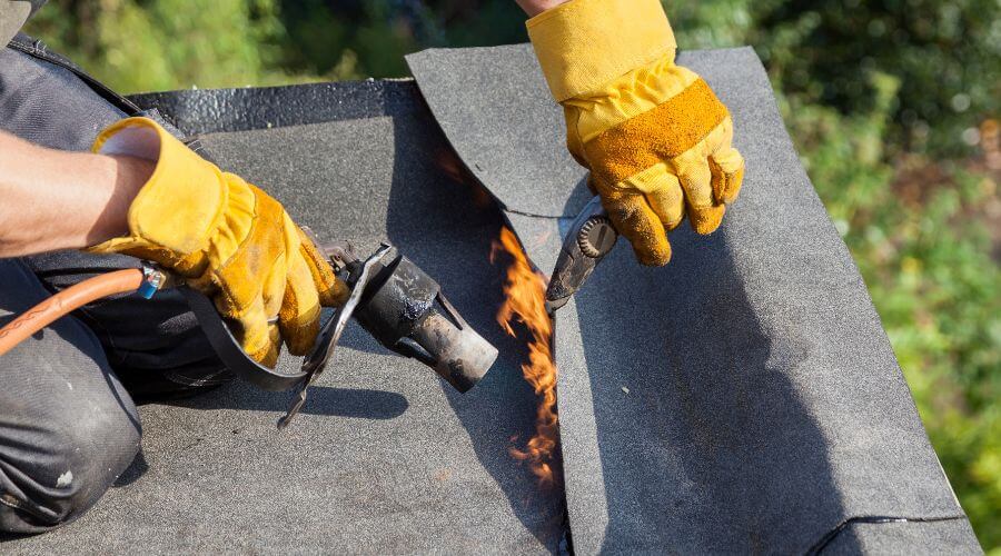 Professional gutter cleaning in Brownville, NE